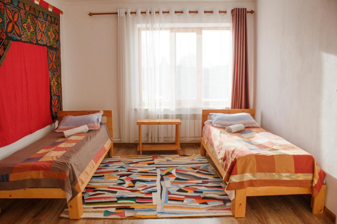 Guest House Altyn Oimok Bokonbayevo Exterior photo